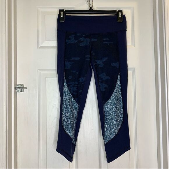 Lululemon Wunder Under Crop *Full-On Luon Blue Camouflage Low Rise Size 4 - Picture 1 of 8